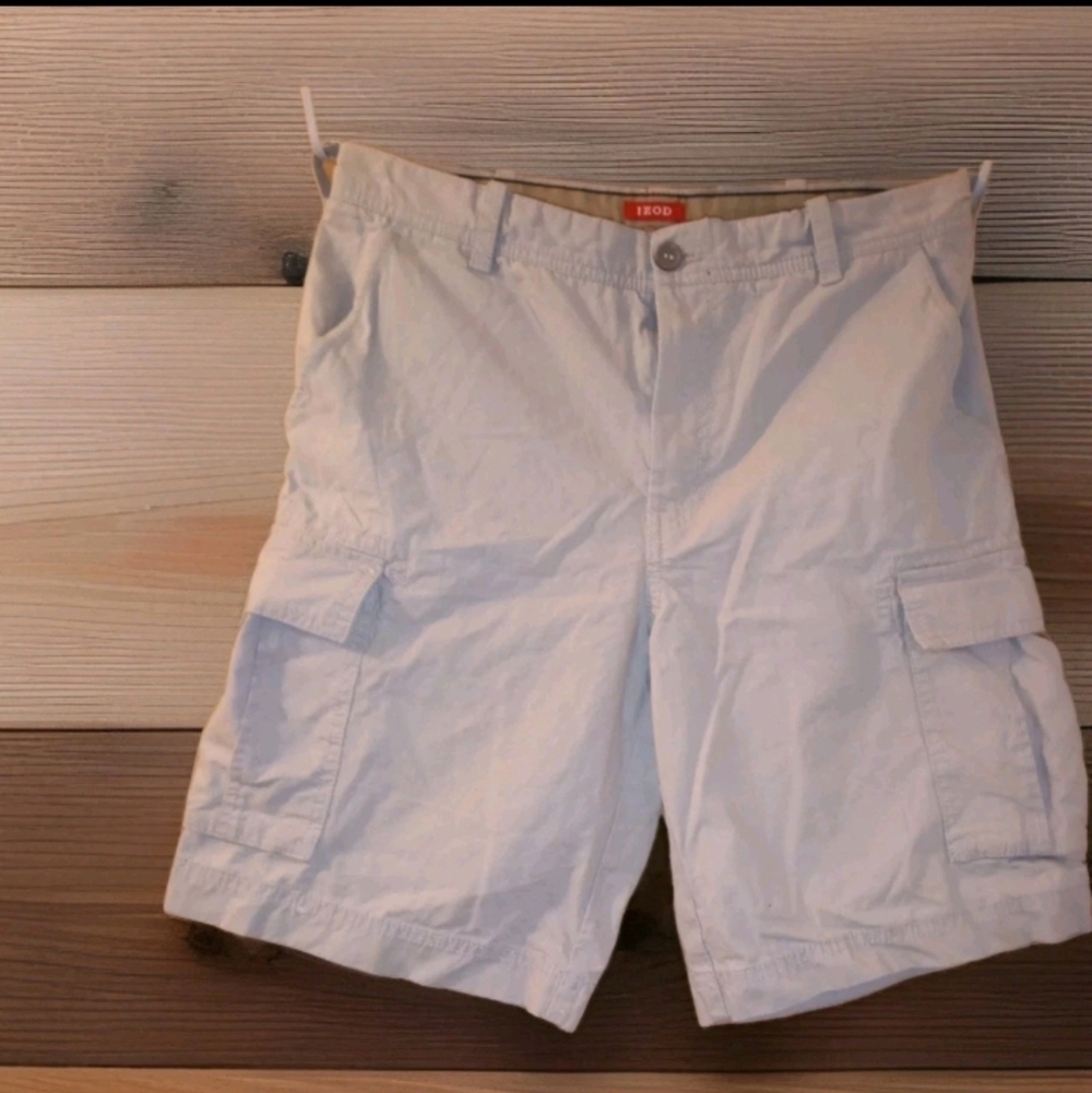 Izod Mens Cargo Chino Shorts Ivory Beige Size 32  Summer Casual Activewear Comfy